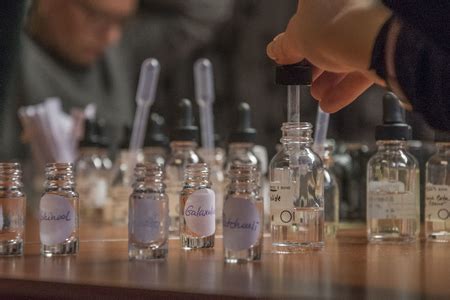 perfume workshop amsterdam.